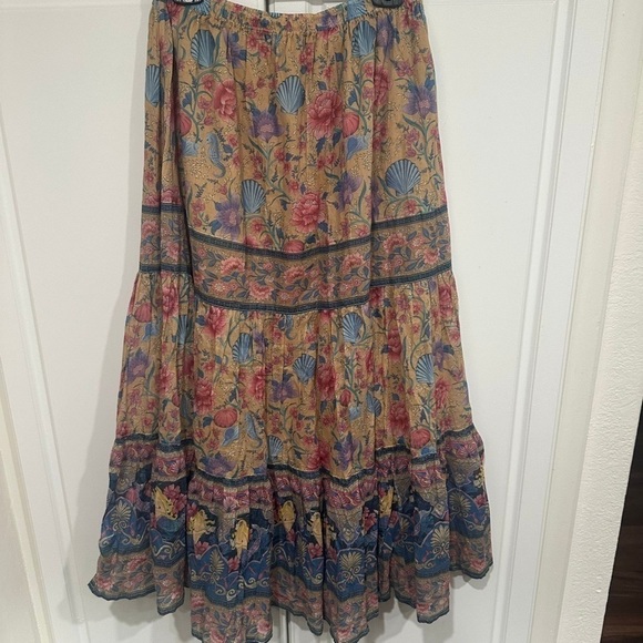 NEW NWT Spell & the Gypsy Seashell Maxi Skirt in Opal Size L - Picture 4 of 9